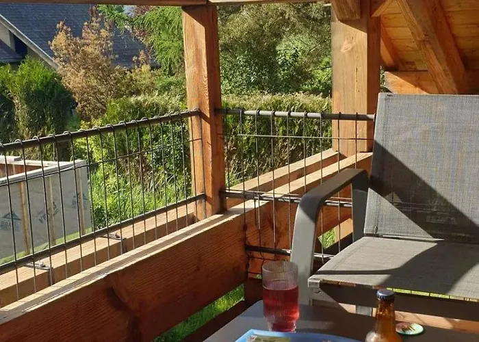 Whisperive Lodge - Le Vert Aux Bords De Rive